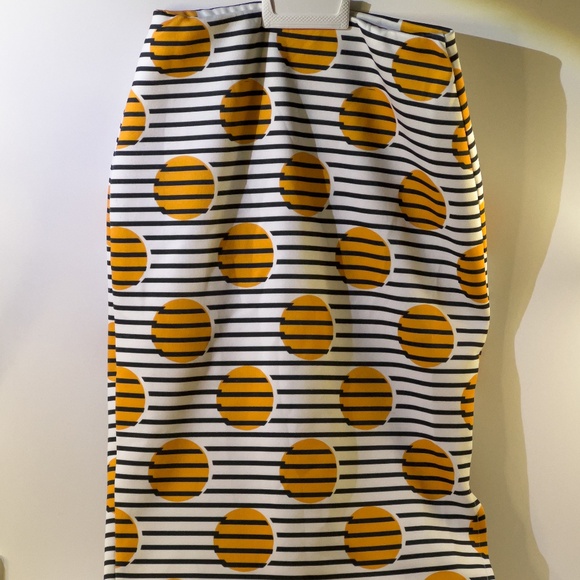 ASOS Graphic Midi Skirt – Yellow & Black Striped Dot Print - Picture 2 of 4